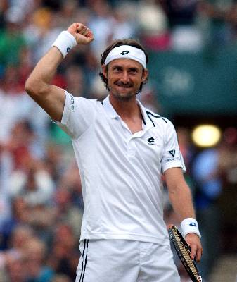 124630074821120090629-2322157dn