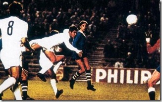 La noche del Debry County, Santillana el 3-0